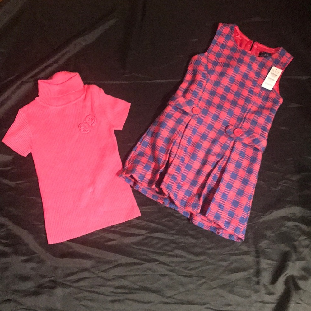<< SOLD >> Size 4 combination- sweater and dress